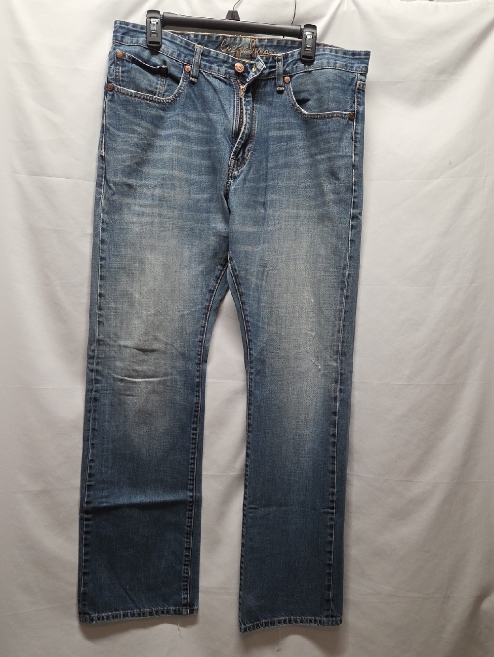 Classic Men’s Blue Straight-Leg Jeans